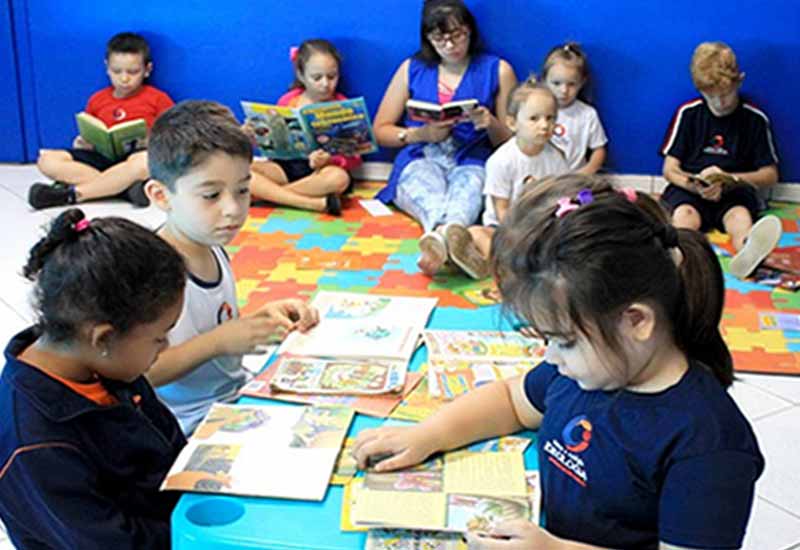 deveres e leitura - Colégio Ideologia